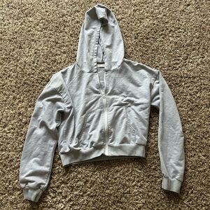 ROMWE Gray Cropped Hooded Sweater with Ribbed Cuffs